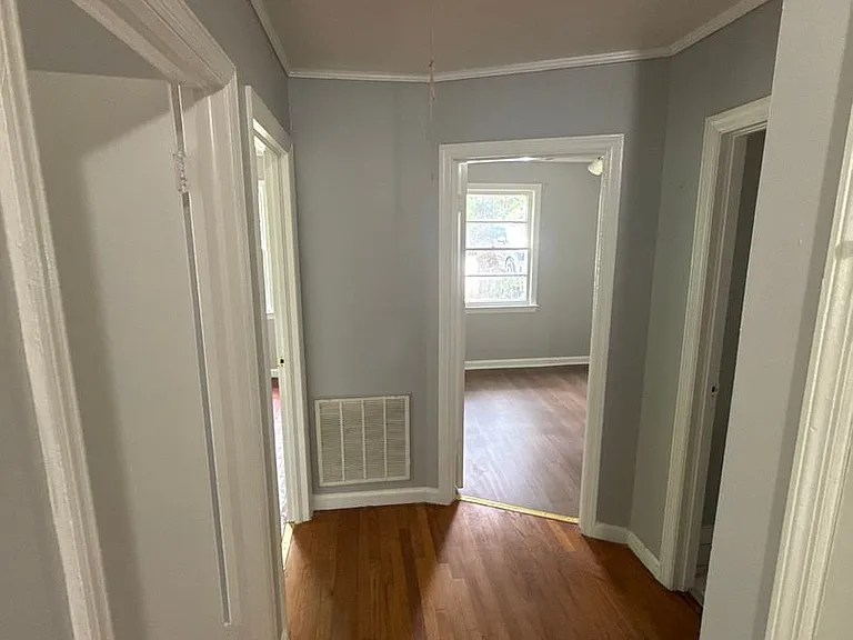 2871-2873 Audubon Cir — Photo 11