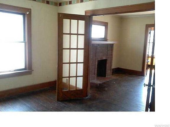 3rd image of 2204 South Ave