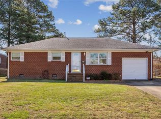 4005 W Weaver Rd, Hampton, VA 23666