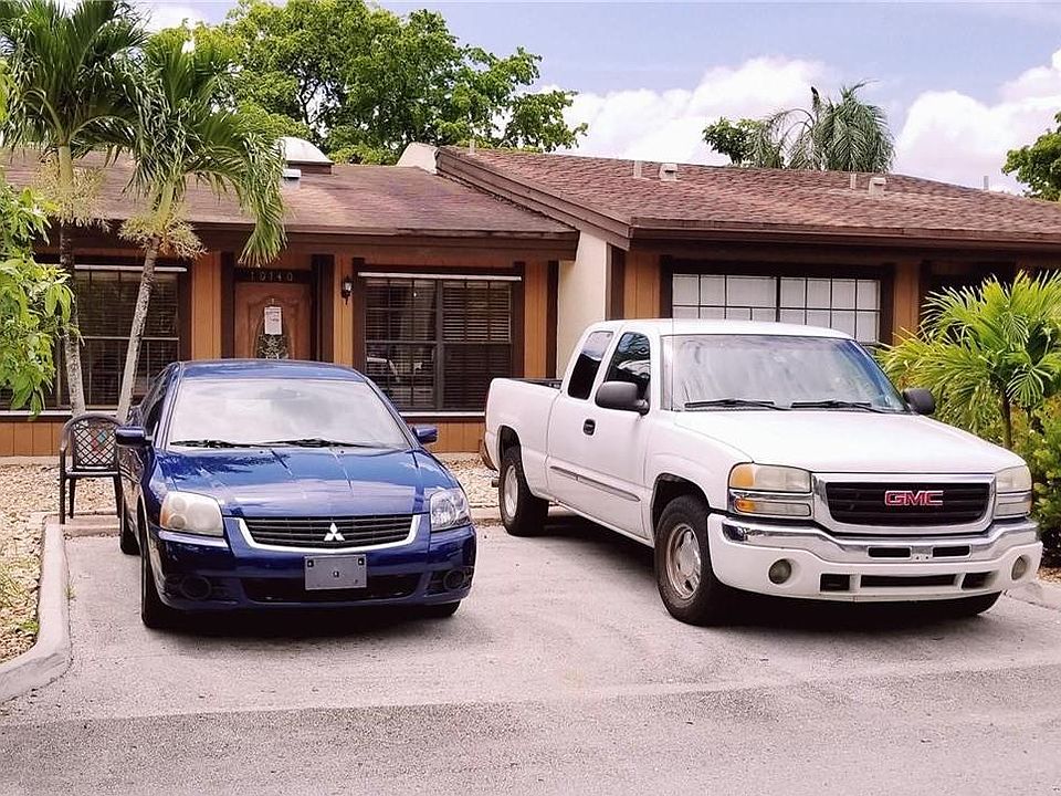 1st image of 10140 Phoenix Ave #10140
