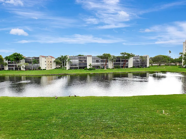 14360 Strathmore Ln #204 — Photo 32