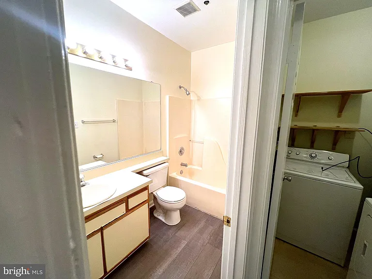 604 Moonglow Rd #102 — Photo 15