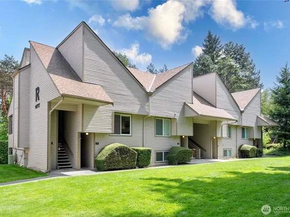 14717 NE 44th Place #R8, Bellevue, WA 98007