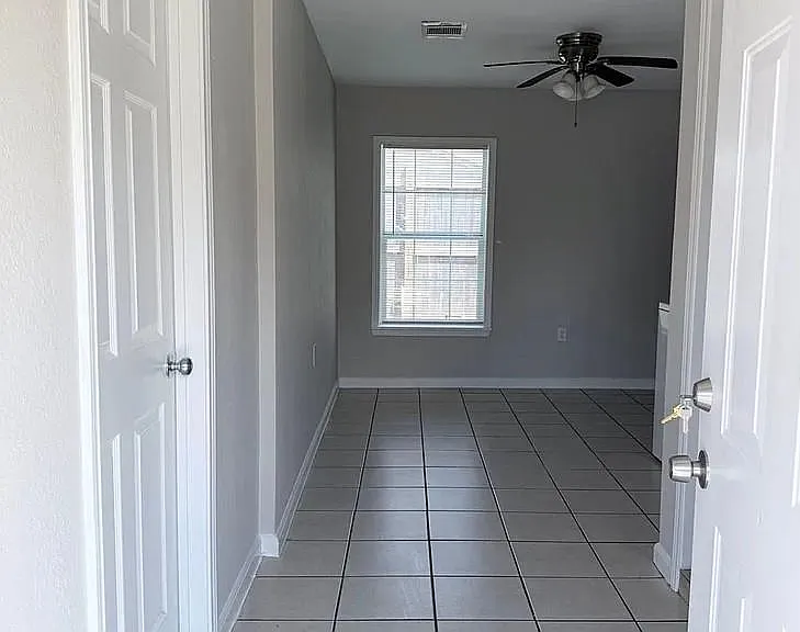 909 Rittenhouse St — Photo 1