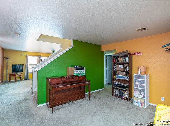 4th image of 371 Copper Point Dr