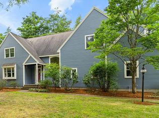 136 Davis Rd Unit 136, Acton, MA 01720