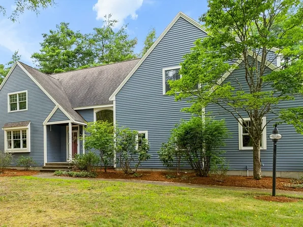 136 Davis Rd Unit 136, Acton, MA 01720