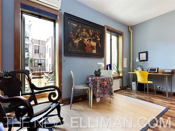 3rd image of 10 E 95th St APT 8B