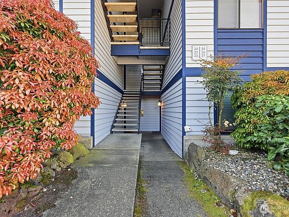 2nd image of 15416 40th Avenue W #B-22
