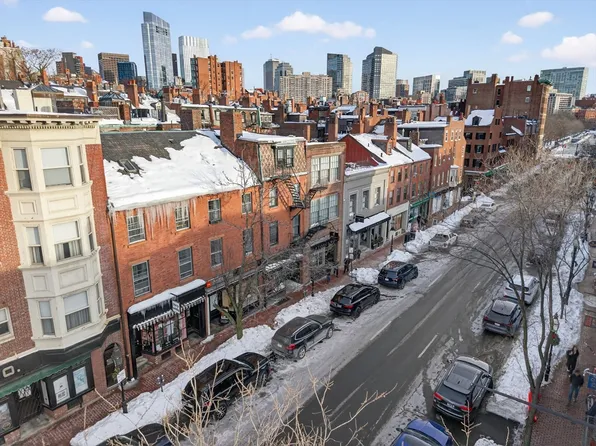 49 Charles St, Boston, MA 02114