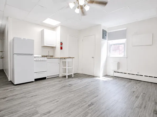 2044 Ranstead St APT 305, Philadelphia, PA 19103