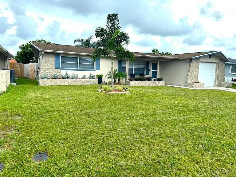 5714 Chipper Dr — Photo 2