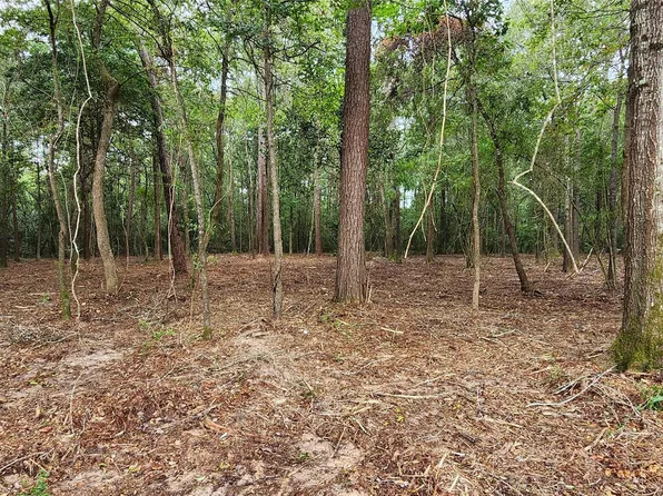 7555 Broussard Rd, Beaumont, TX 77713