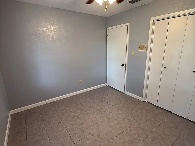 940 W State Highway 243 — Photo 19