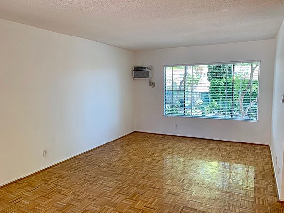 2nd image of 1251 N Fuller Ave APT 1