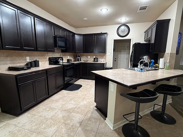 42481 Baystone Ave — Photo 5