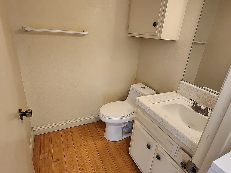 1754 Euclid St #F — Photo 3
