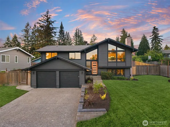 10518 158th Avenue NE, Redmond, WA 98052