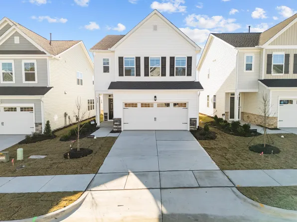 348 Glacier Lake Dr, Raleigh, NC 27610