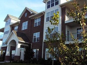 3rd image of 2000 Newark Ln G200