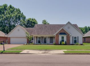 8703 Old River Rd, Cordova, TN 38018