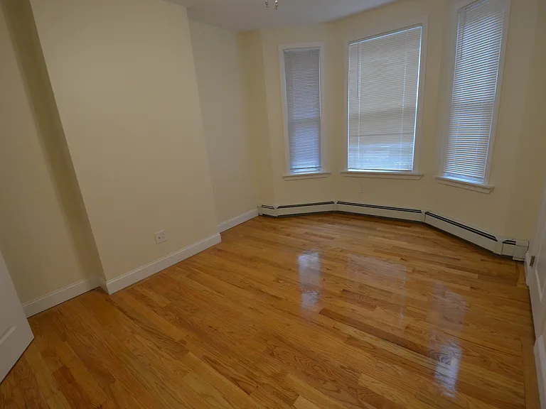 35 Brookline St #19 — Photo 4