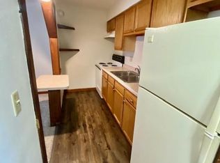 209 Holiday Rd #120, Coralville, IA 52241