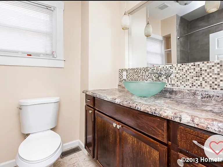 2232 W Baltimore St — Photo 14