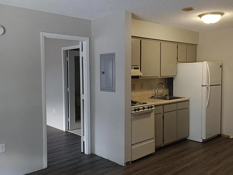 4700 Westgrove St #203 — Photo 3