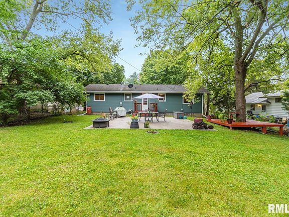 3rd image of 3931 N Brookside Dr