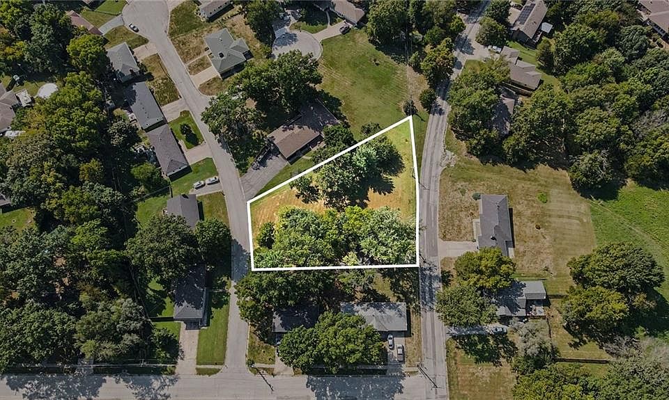 1st image of 0 Maple Ln
