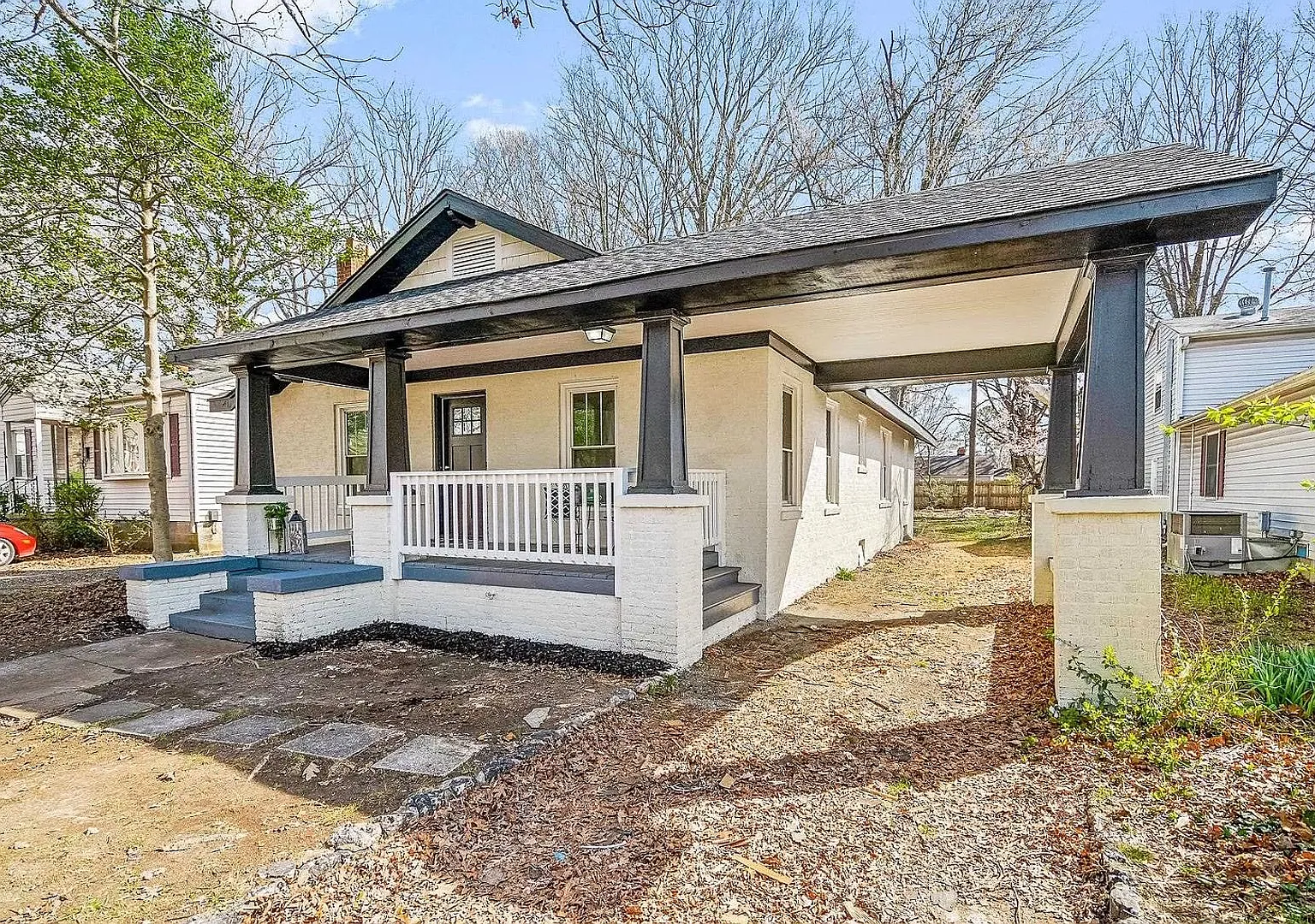Charming 3-Bedroom Home with Modern Amenities and Spacious Backyard — Photo 1
