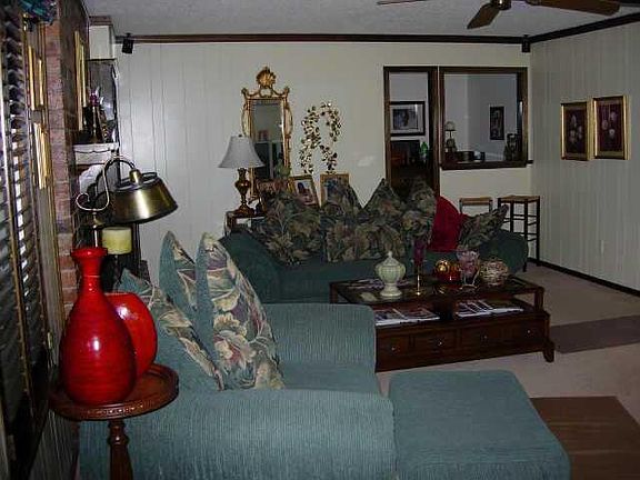 4th image of 9012N N Shannon Ave