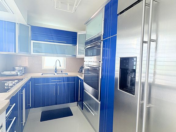 5th image of 200 Condominio Dos Marinas Ii Marina View Ave #1201