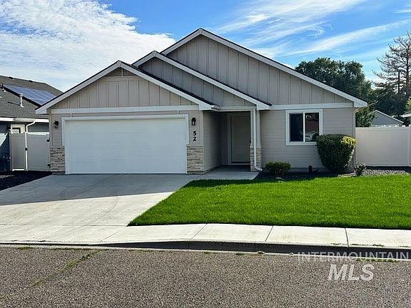 2nd image of 52 Sunset Dr