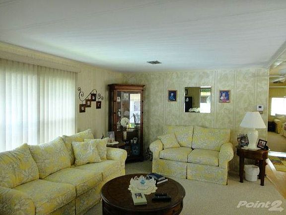 18x13 Living Room