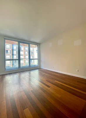 Rented by Compass | media 10