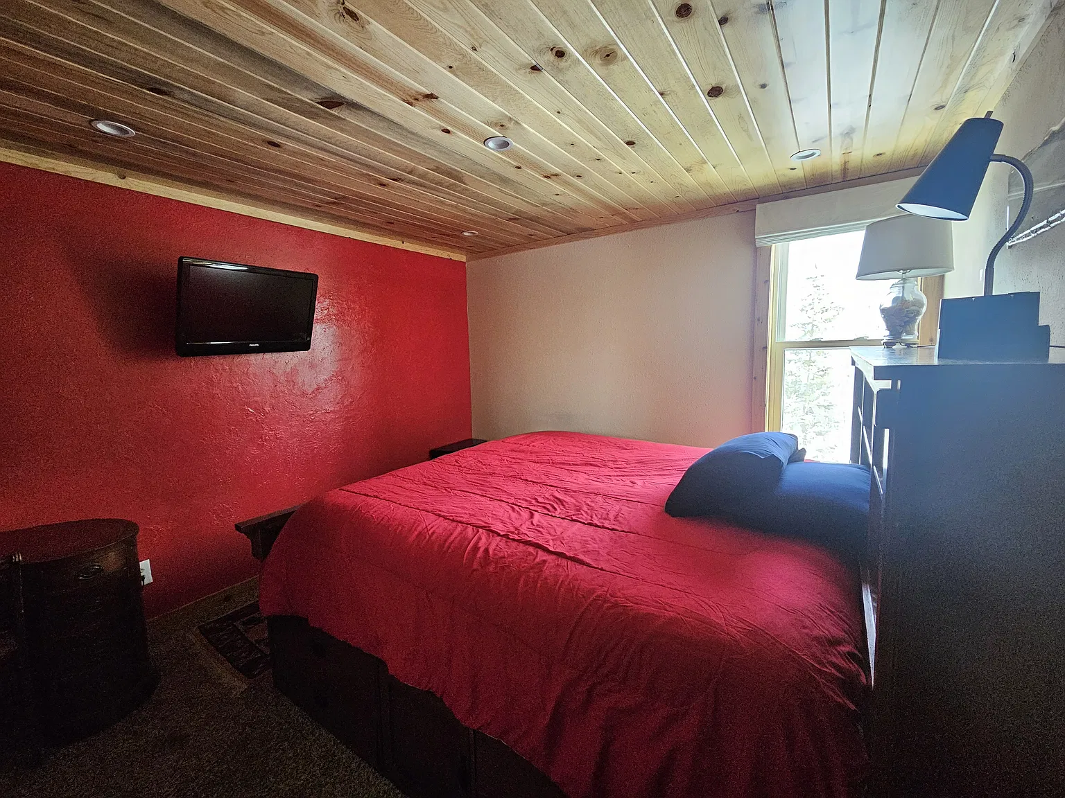 2 bed, $3,000 — Photo 3