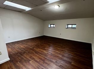 5 Colony St, Meriden, CT 06451