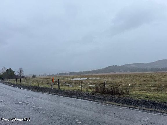 4th image of 1928 Little Carpenter Creek Rd