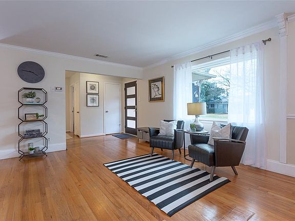 5th image of 9616 Lanward Dr
