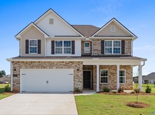 209 Goldie Ct, New Market, AL 35761