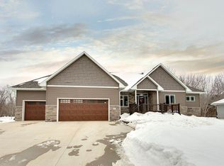 503 Cedar Dr, Fairbank, IA 50629