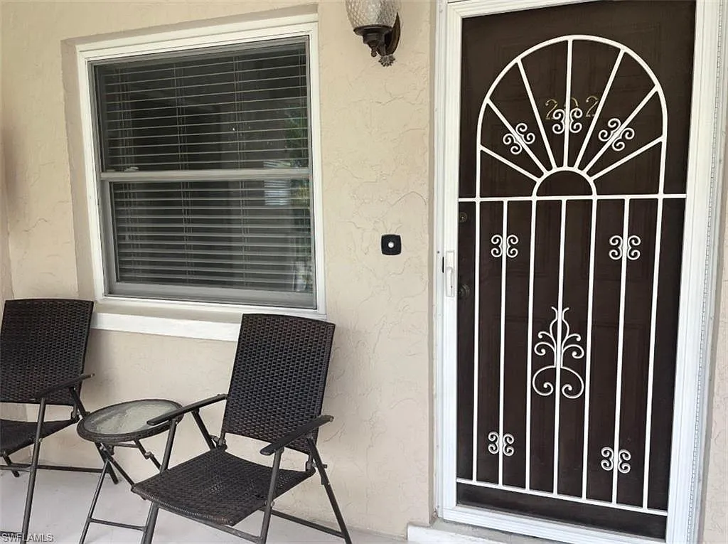 1 bed, 1.0 bath, 640 sqft, $3,995 — Photo 2