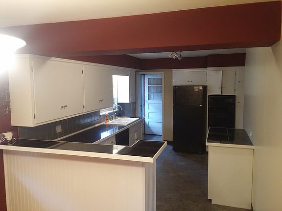 2nd image of 299-301 Broad Meadows Blvd