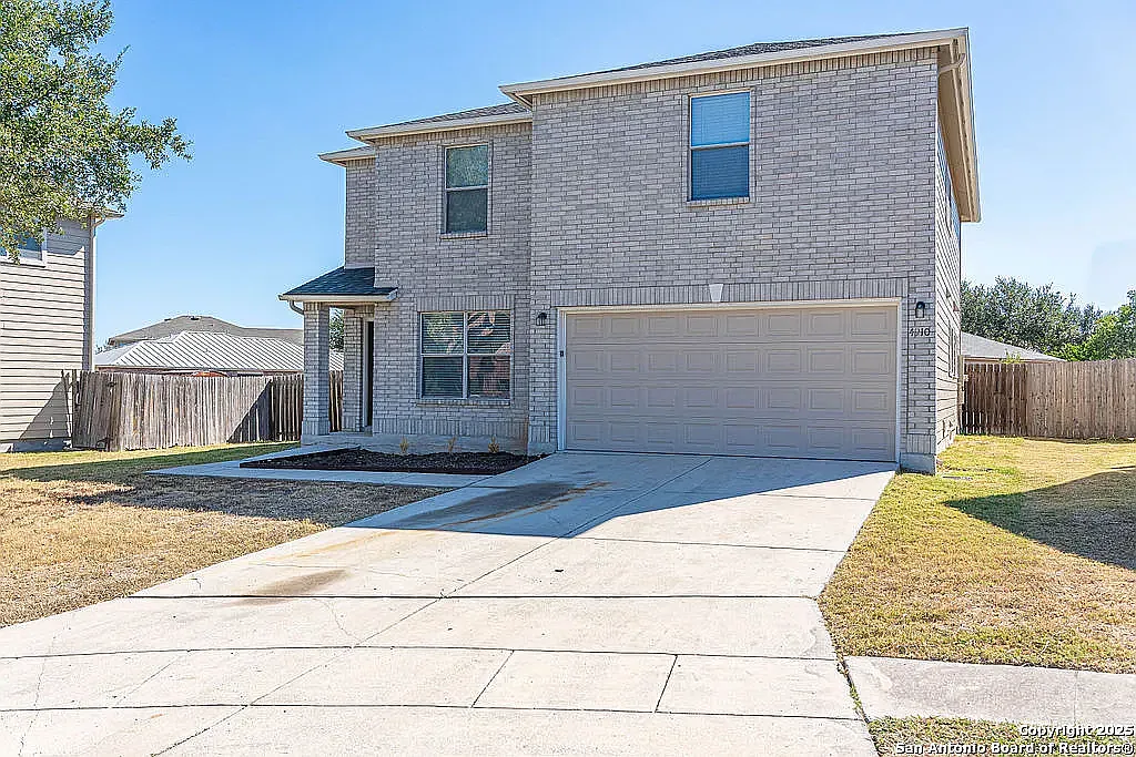 5 bed, 2500 sqft, $600 — Photo 2