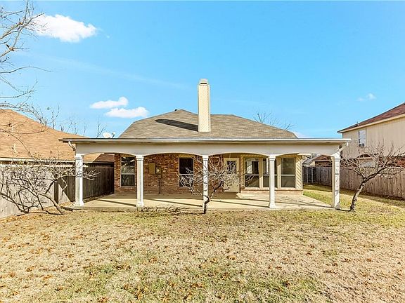 5th image of 5020 Creek Valley Dr