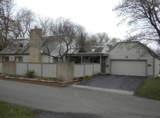 26 SW Pepper Tree Ln, Topeka, KS 66611