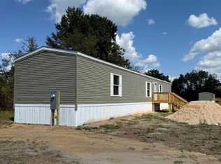 1533 Syracuse Community Rd, Darlington, SC 29532