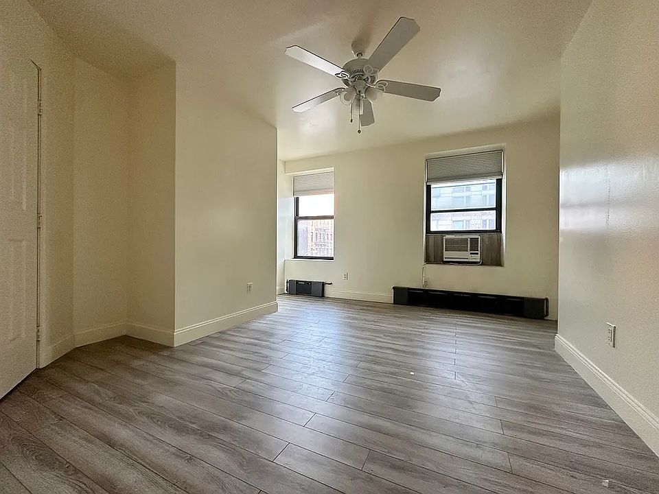 1st image of 500 W 44th St APT 4F